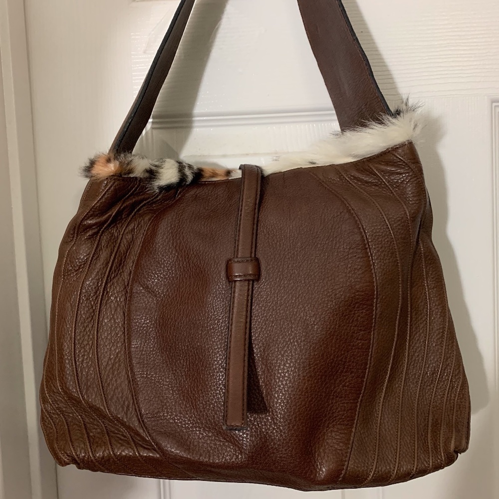 VERY SOFT ITALIAN LEATHER SHOULDER BAG WITH FUR